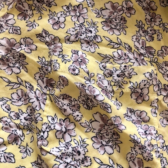 Abercrombie Front Tie Floral Shirt - Picture 2 of 2